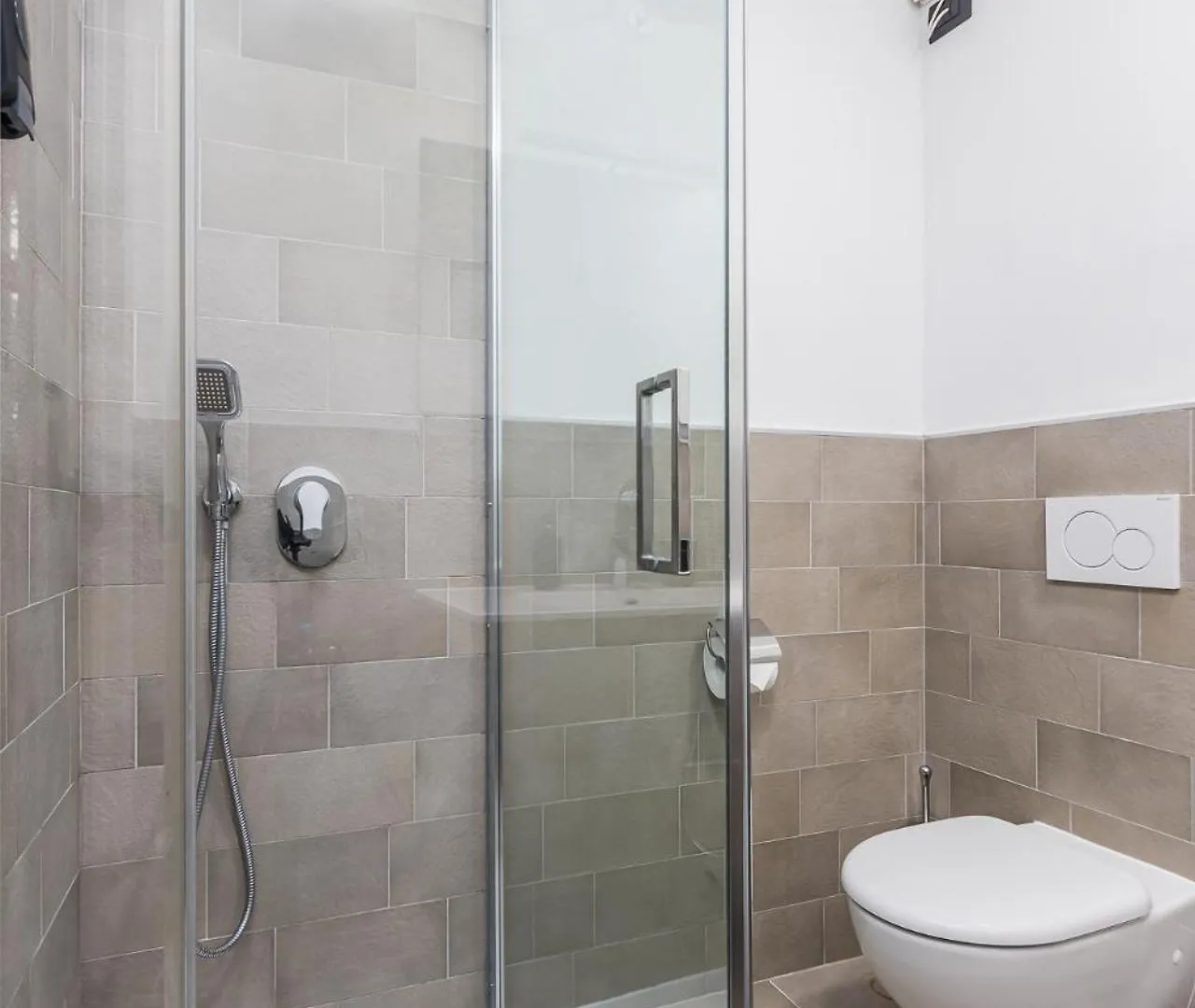 Elegant Studio Apartment In Central Budapest 0*,  Hungary